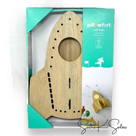 Pillowfort Little Light Rocket Lamp Wood Lit Kids' Wall Decor -‎ Target - Picture 5 of 6